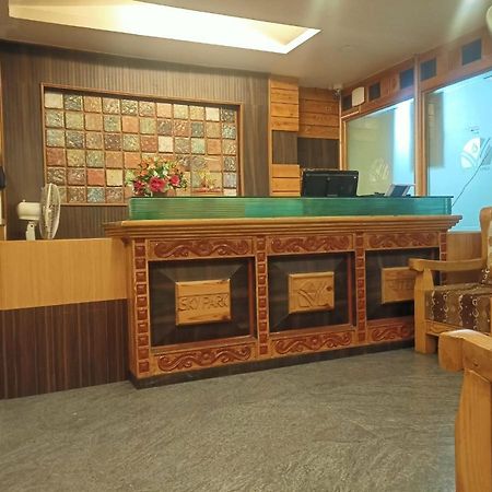 Sky Park Hotels Tiruppur Zewnętrze zdjęcie